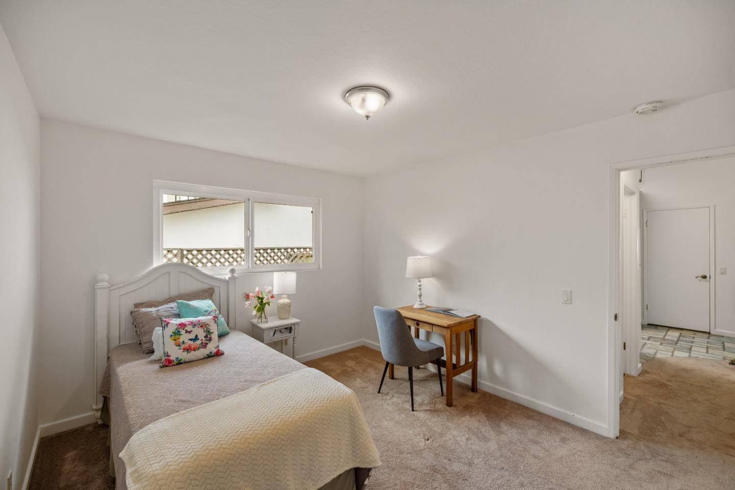 Property photo 28