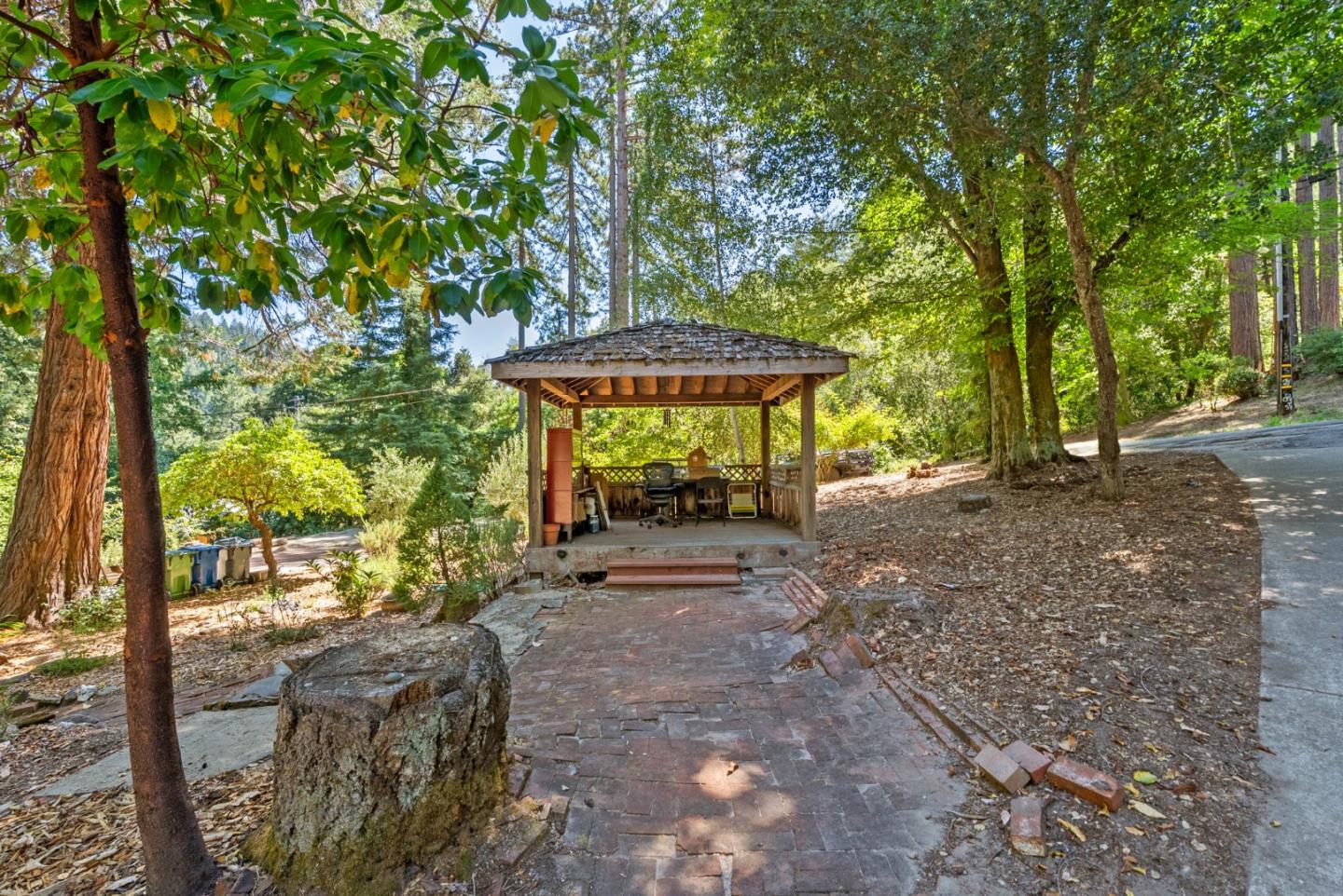 Property photo 50