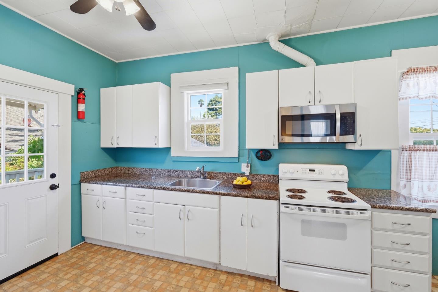 Property photo 31