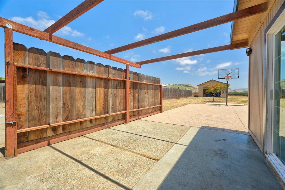 Property photo 47