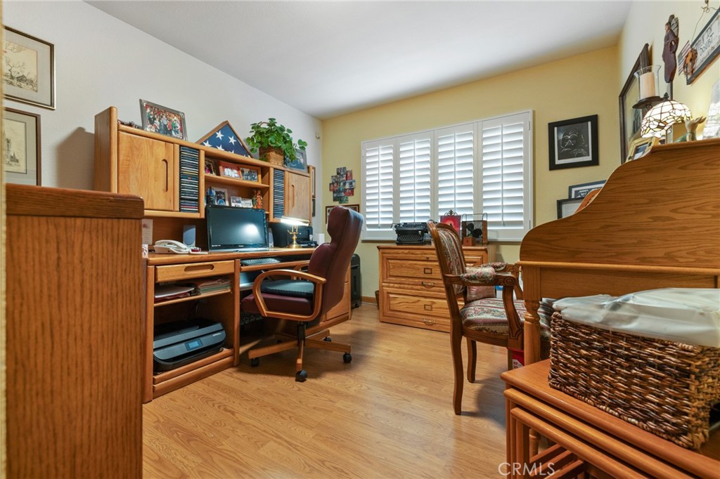 Property photo 28