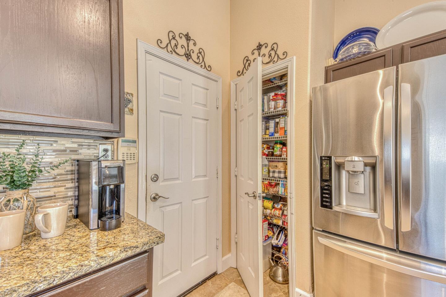 Property photo 25