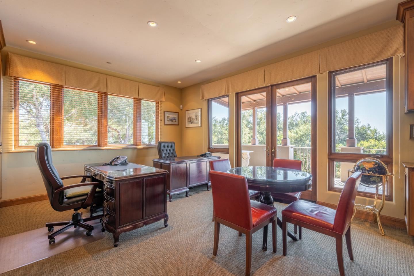 Property photo 28
