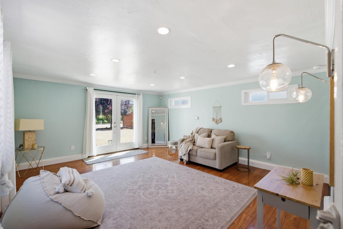 Property photo 46