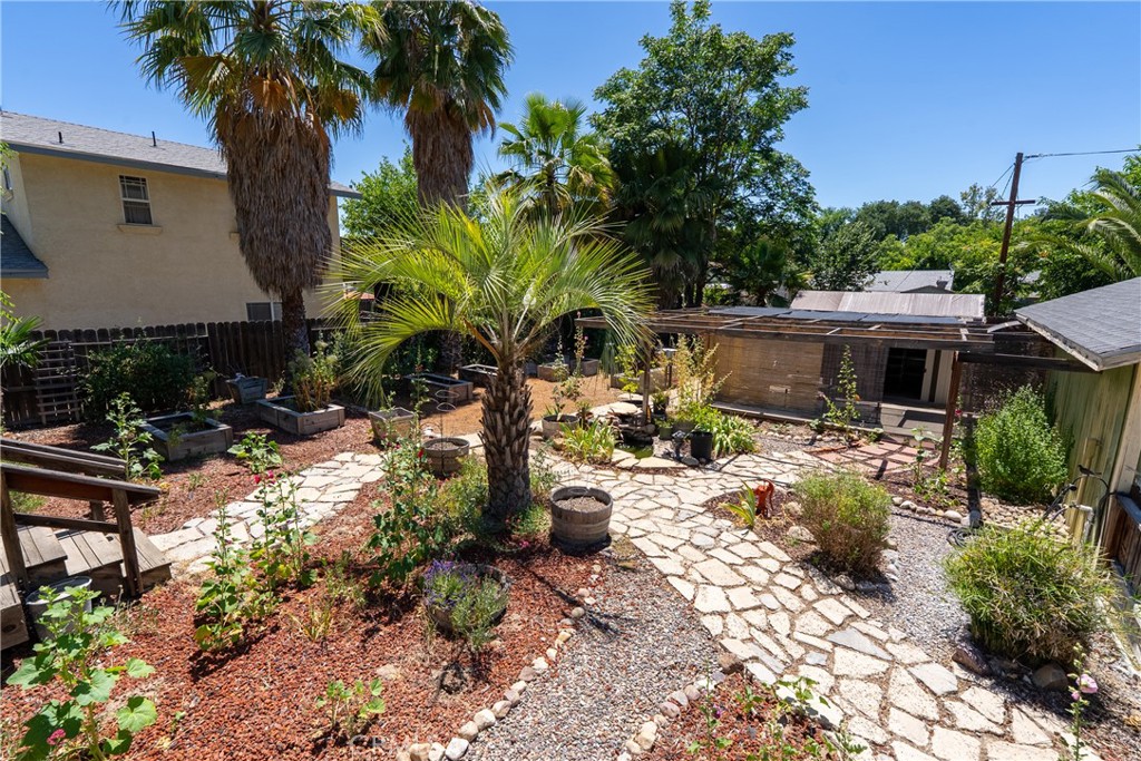 Property photo 33