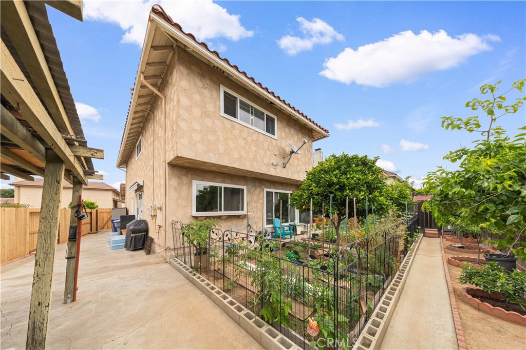 Property photo 33