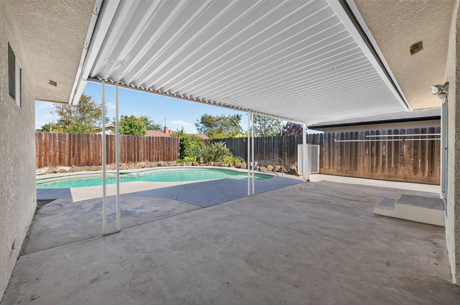 Property photo 43