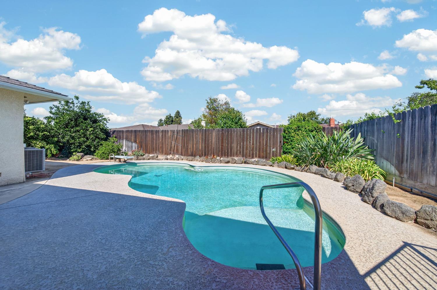 Property photo 44