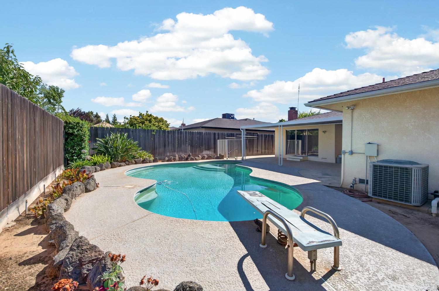 Property photo 46