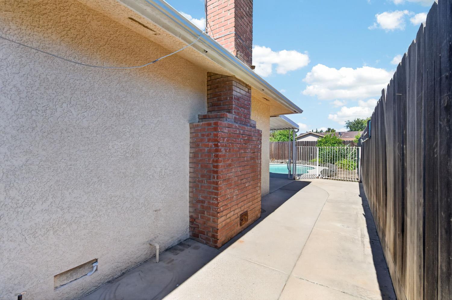 Property photo 50