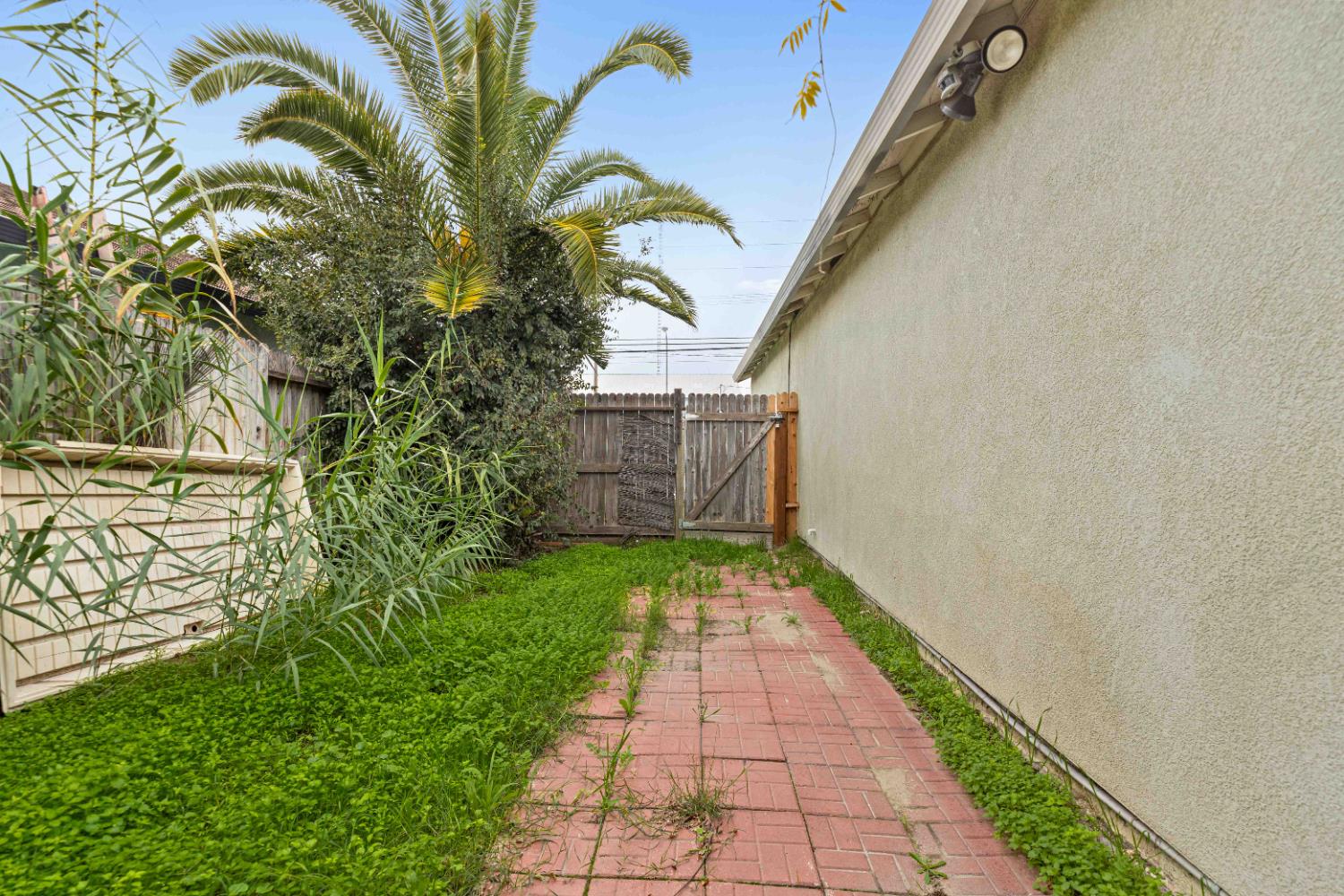 Property photo 24