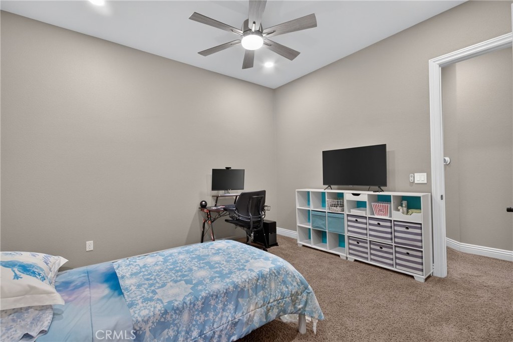 Property photo 38