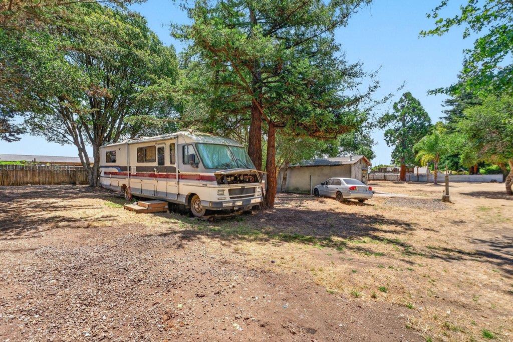Property photo 44