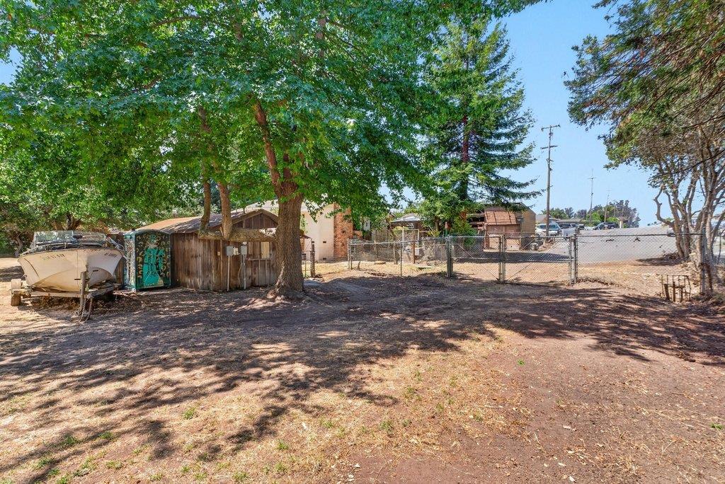 Property photo 46