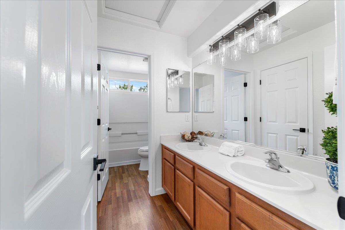 Property photo 33