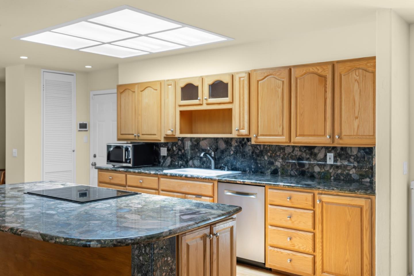 Property photo 35