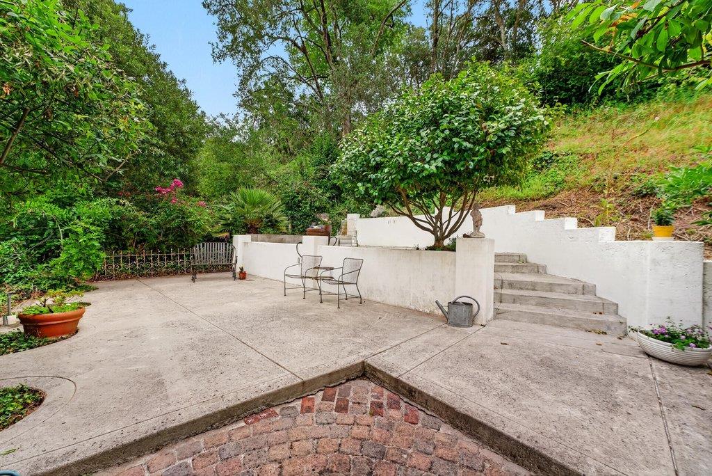Property photo 31