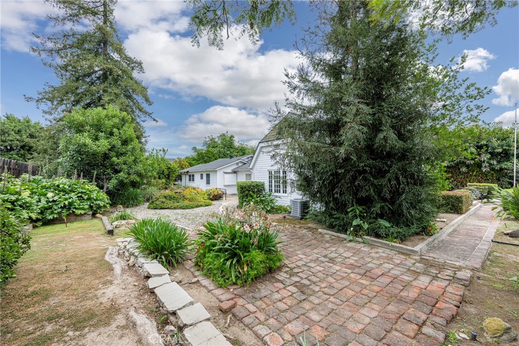 Property photo 32