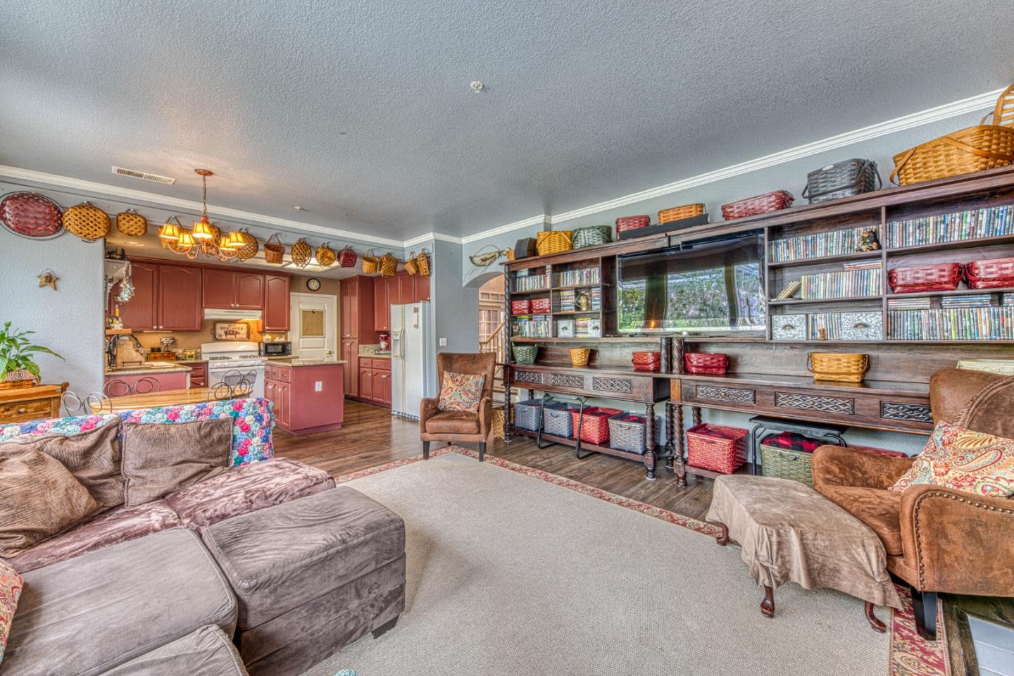Property photo 35