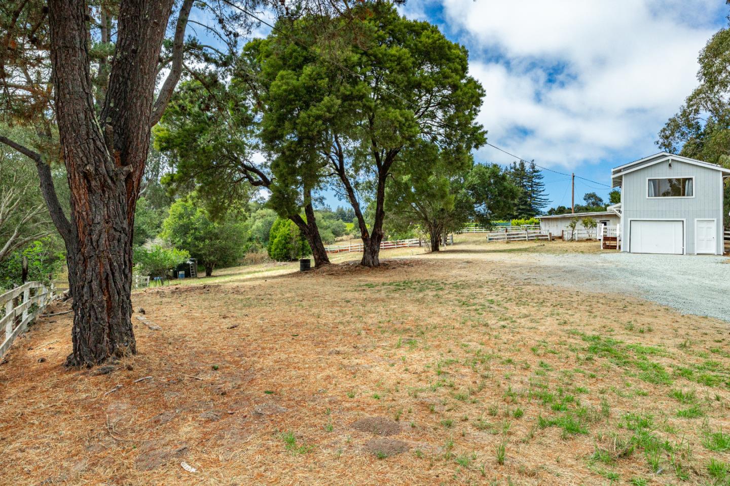Property photo 38