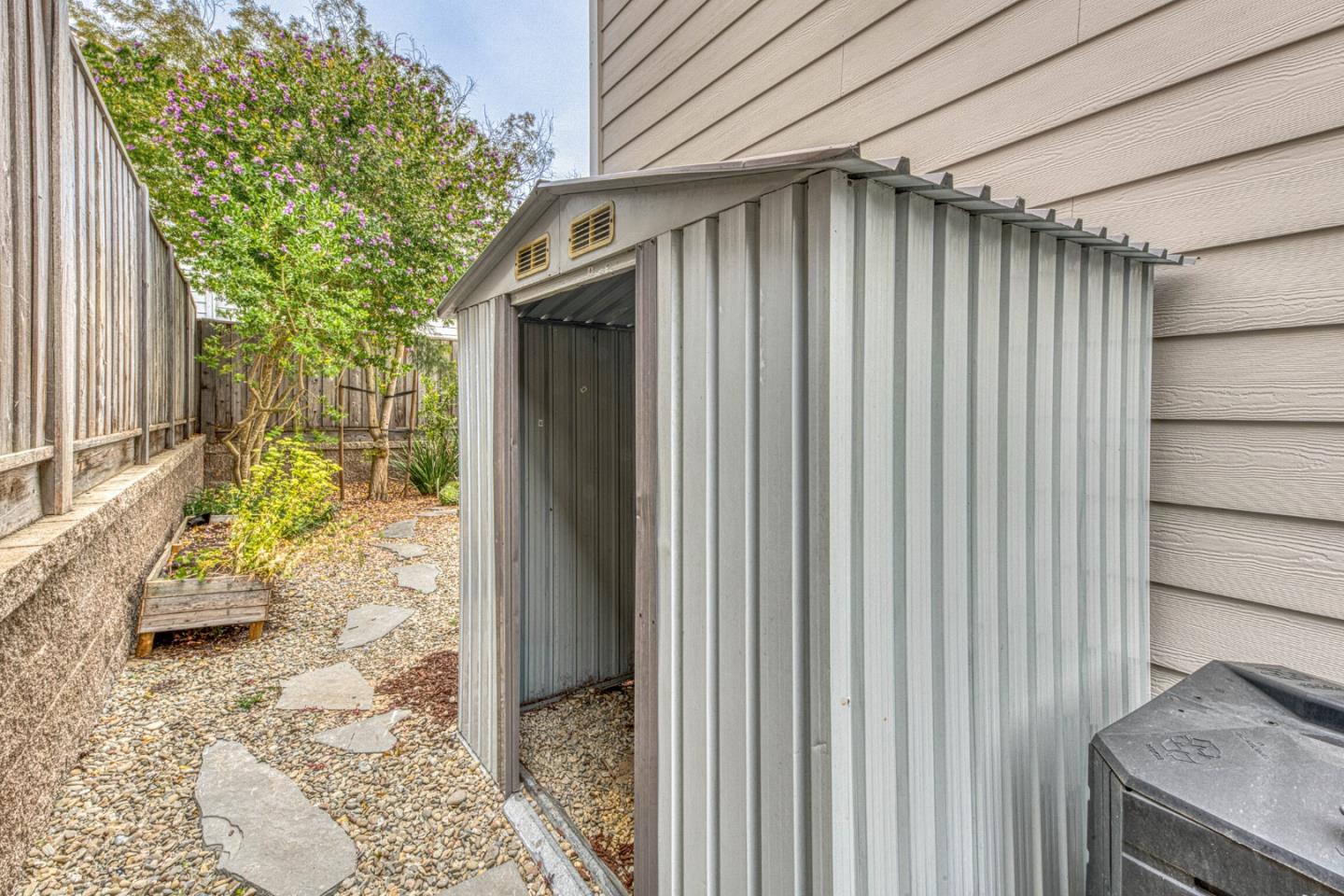 Property photo 48