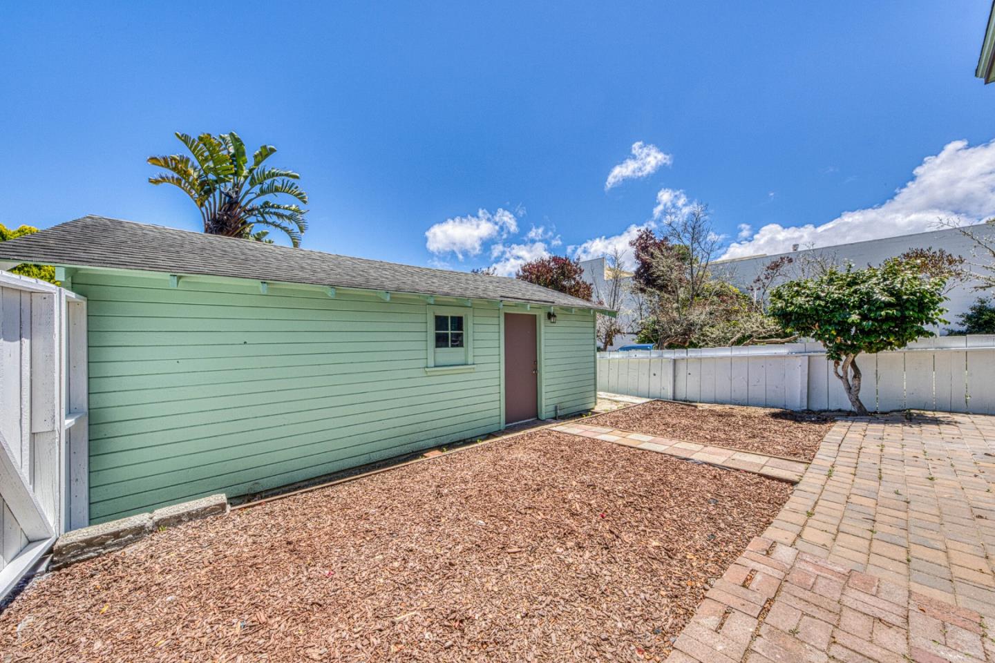 Property photo 31