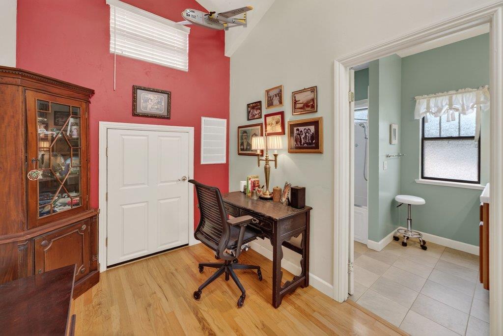 Property photo 36