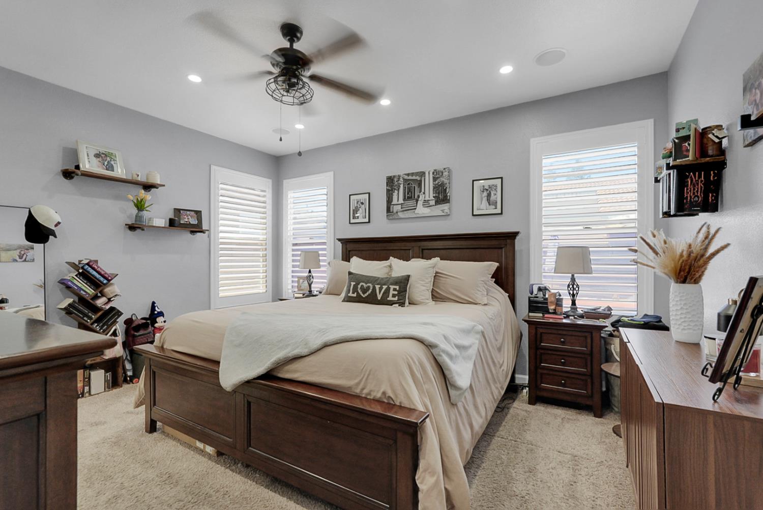 Property photo 32