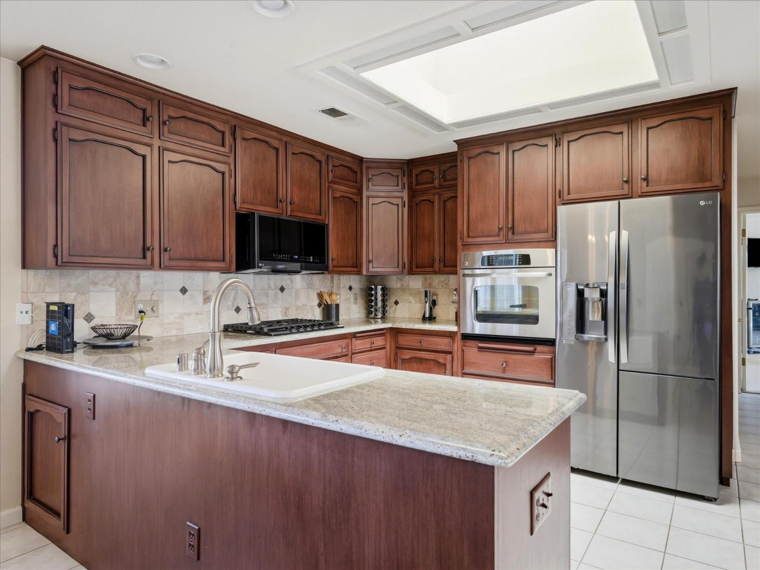 Property photo 25