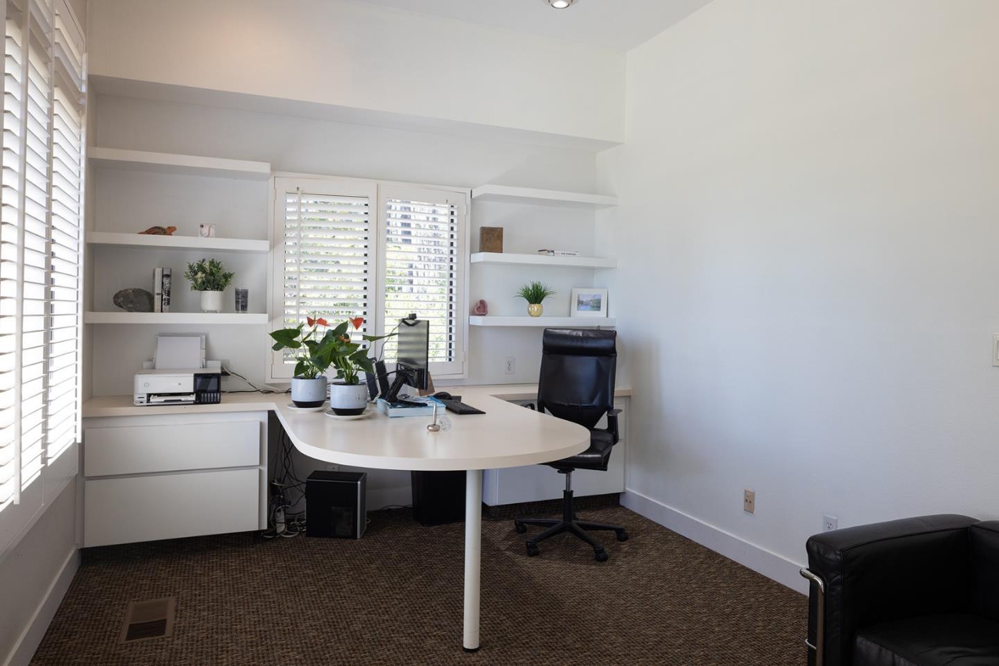 Property photo 46