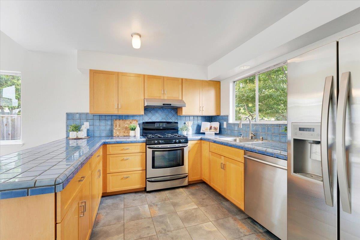 Property photo 25