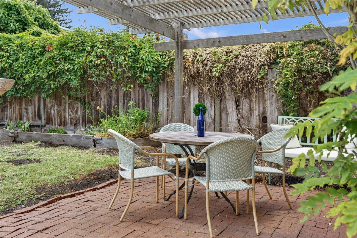 Property photo 31