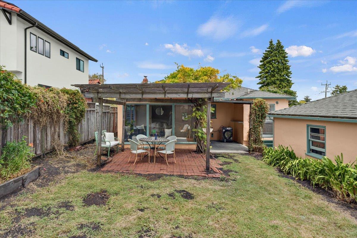Property photo 33