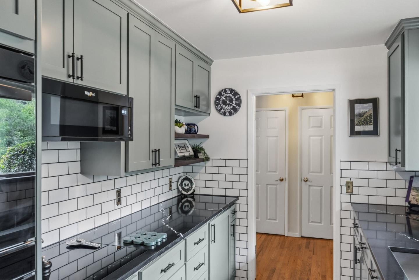 Property photo 25