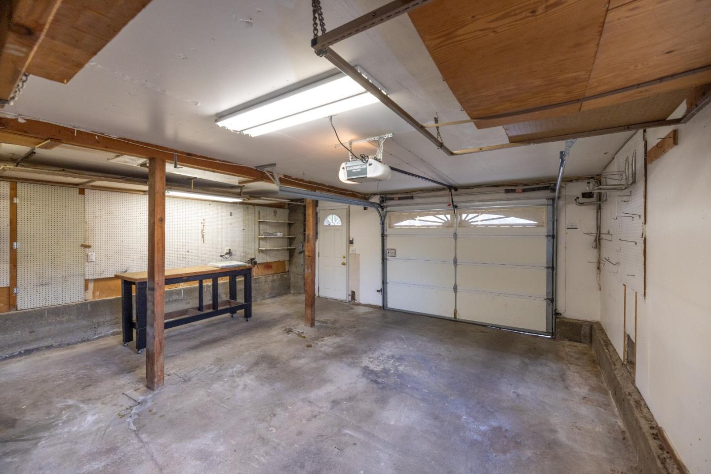Property photo 43