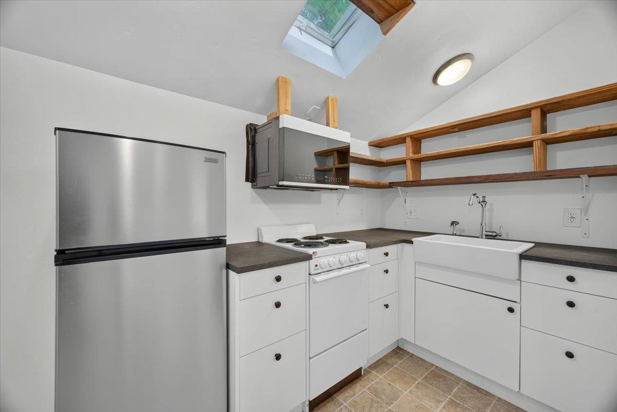 Property photo 44