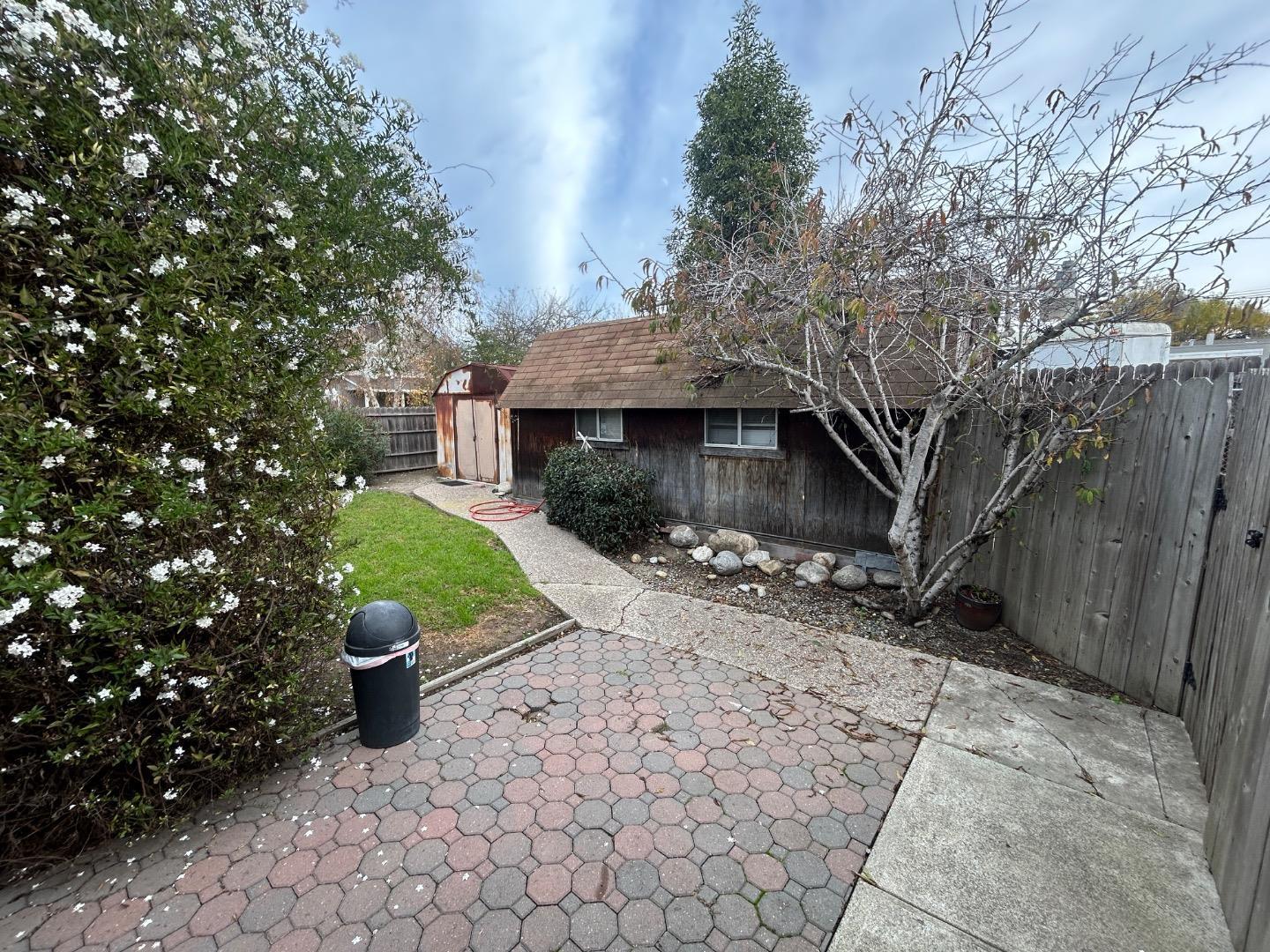 Property photo 42