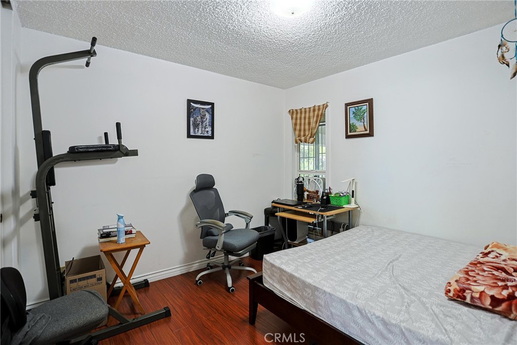 Property photo 37