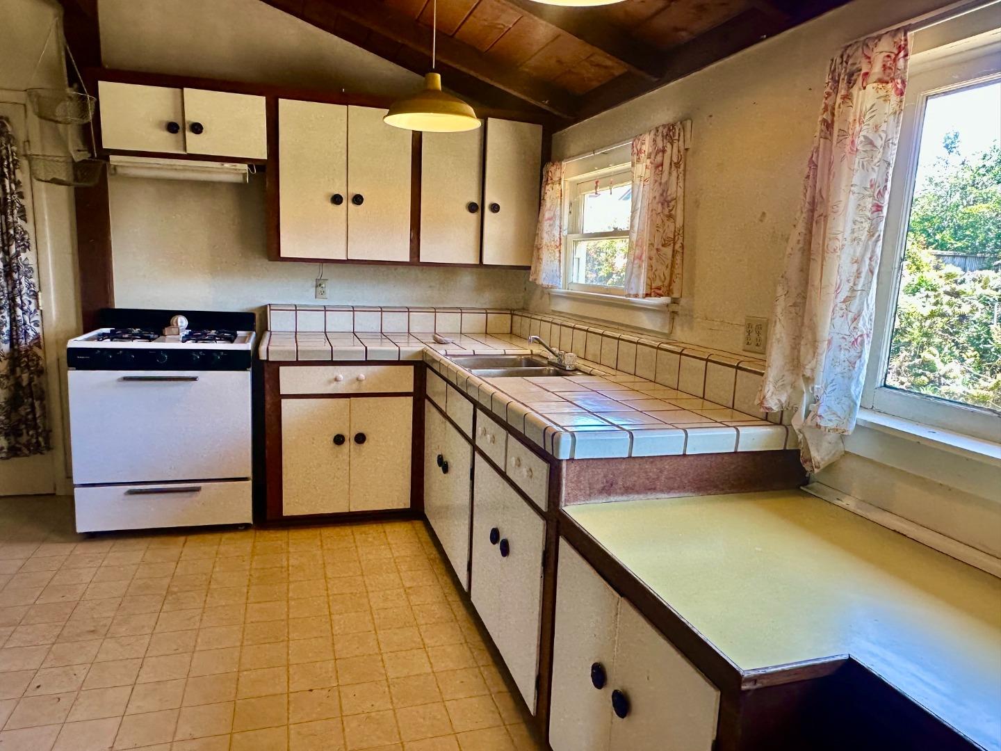 Property photo 46