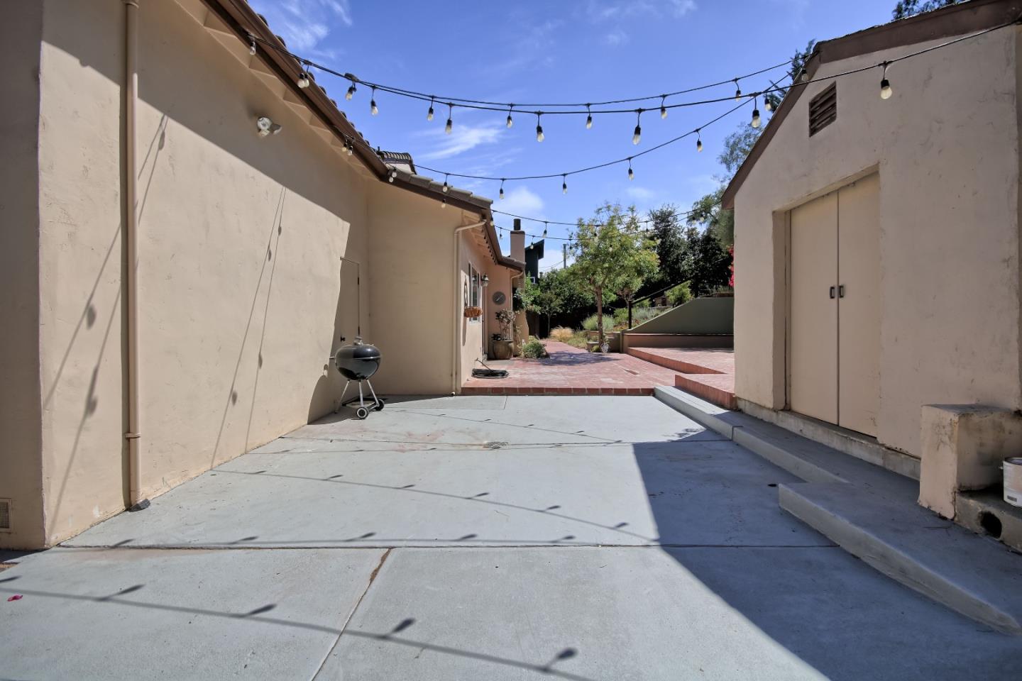 Property photo 44