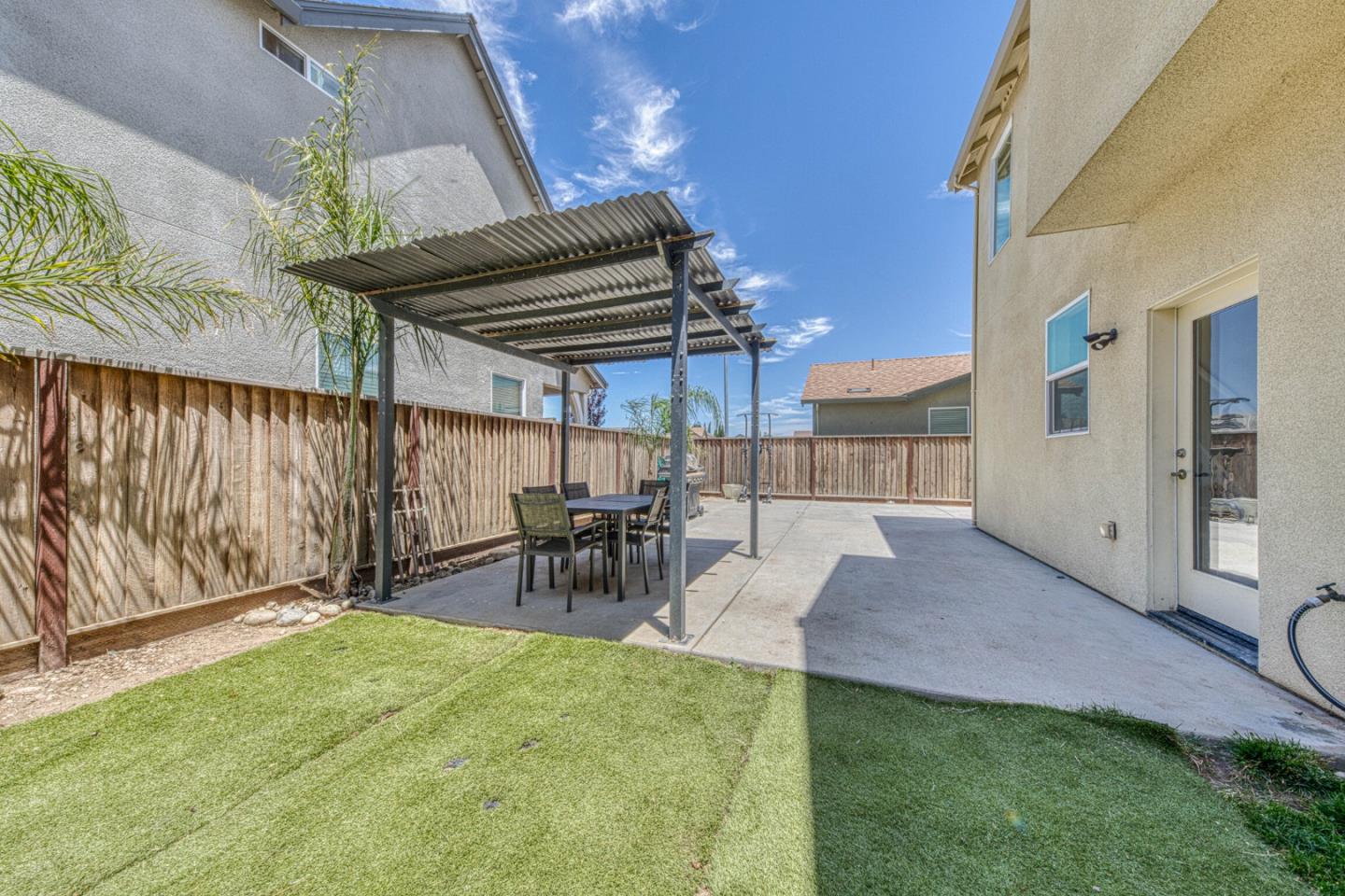 Property photo 40