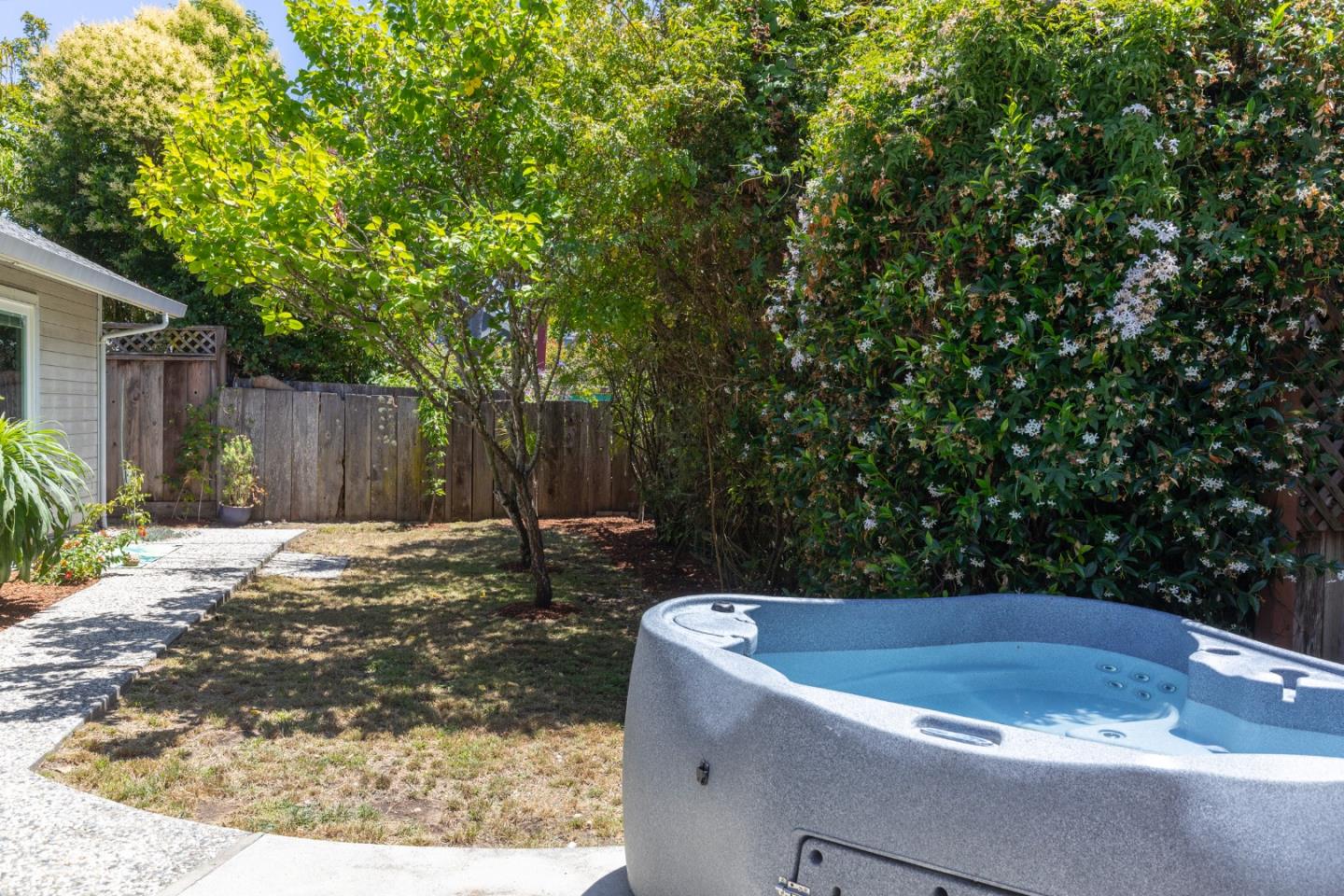 Property photo 36