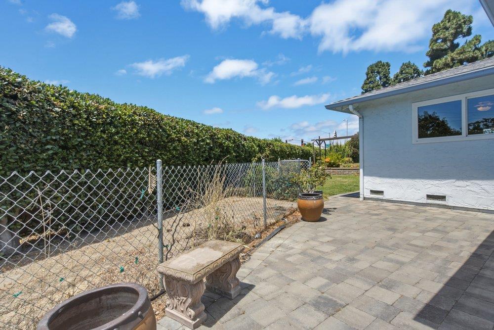 Property photo 44