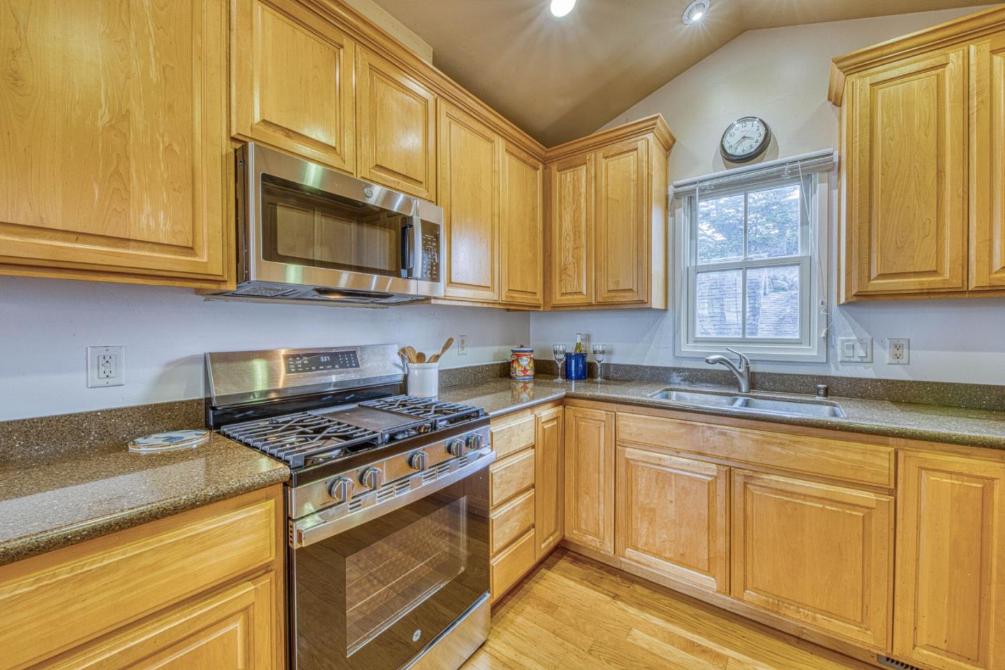 Property photo 24