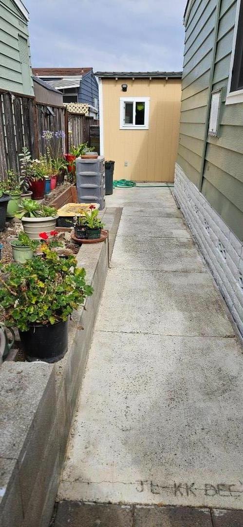 Property photo 35