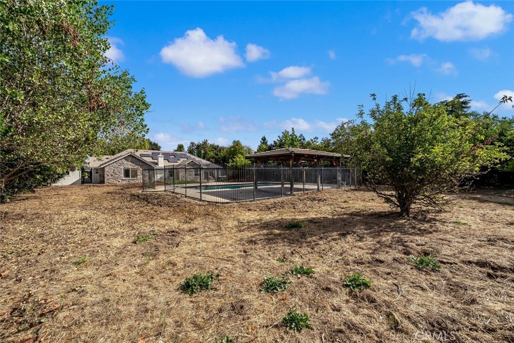 Property photo 25