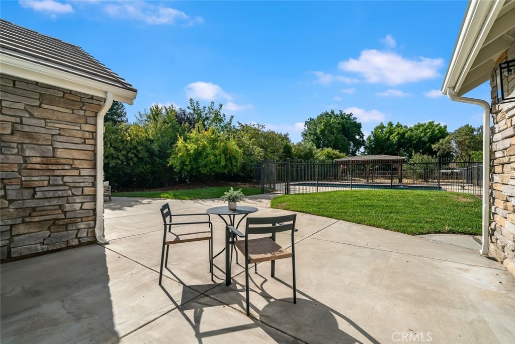 Property photo 37