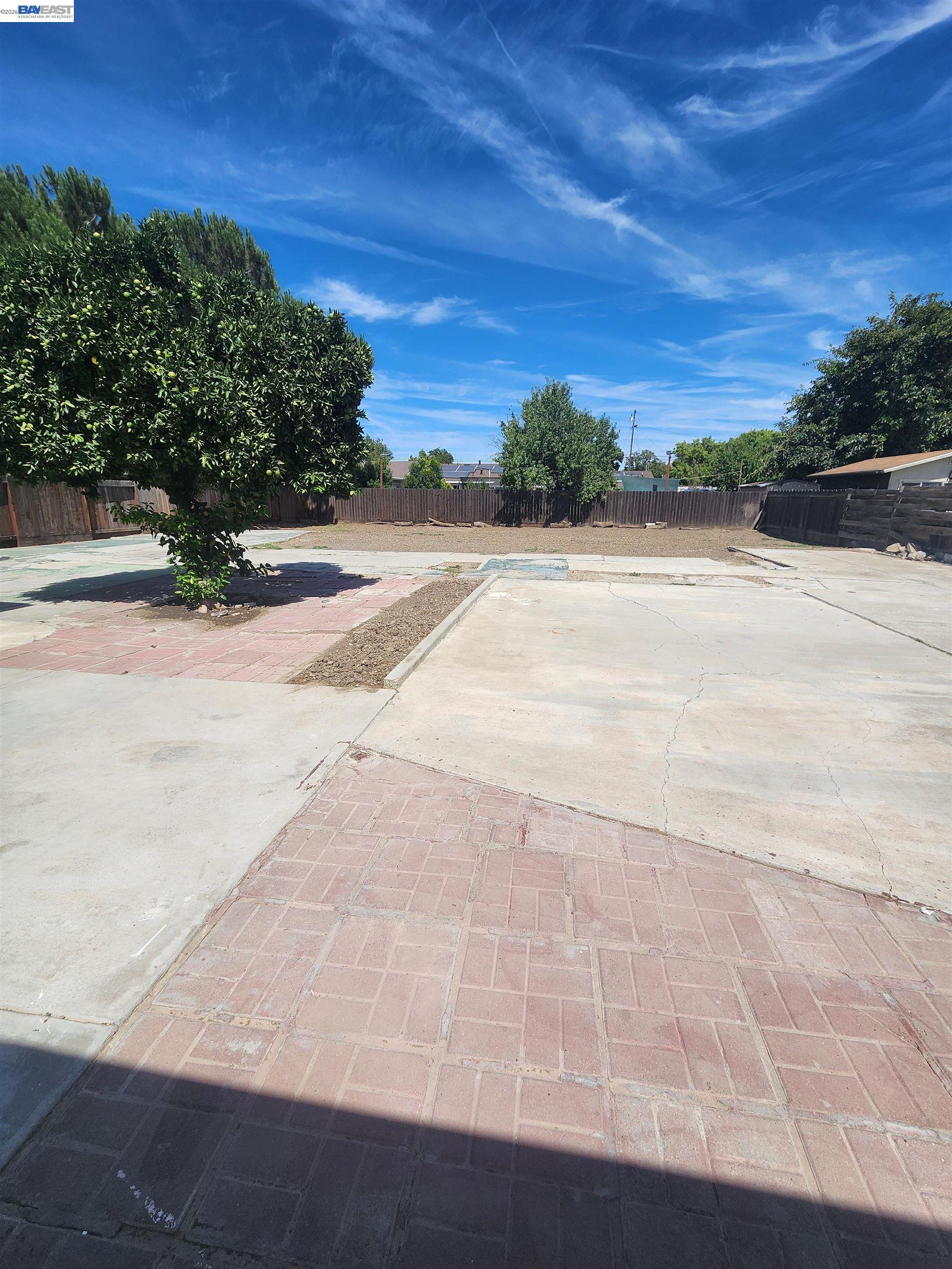 Property photo 36