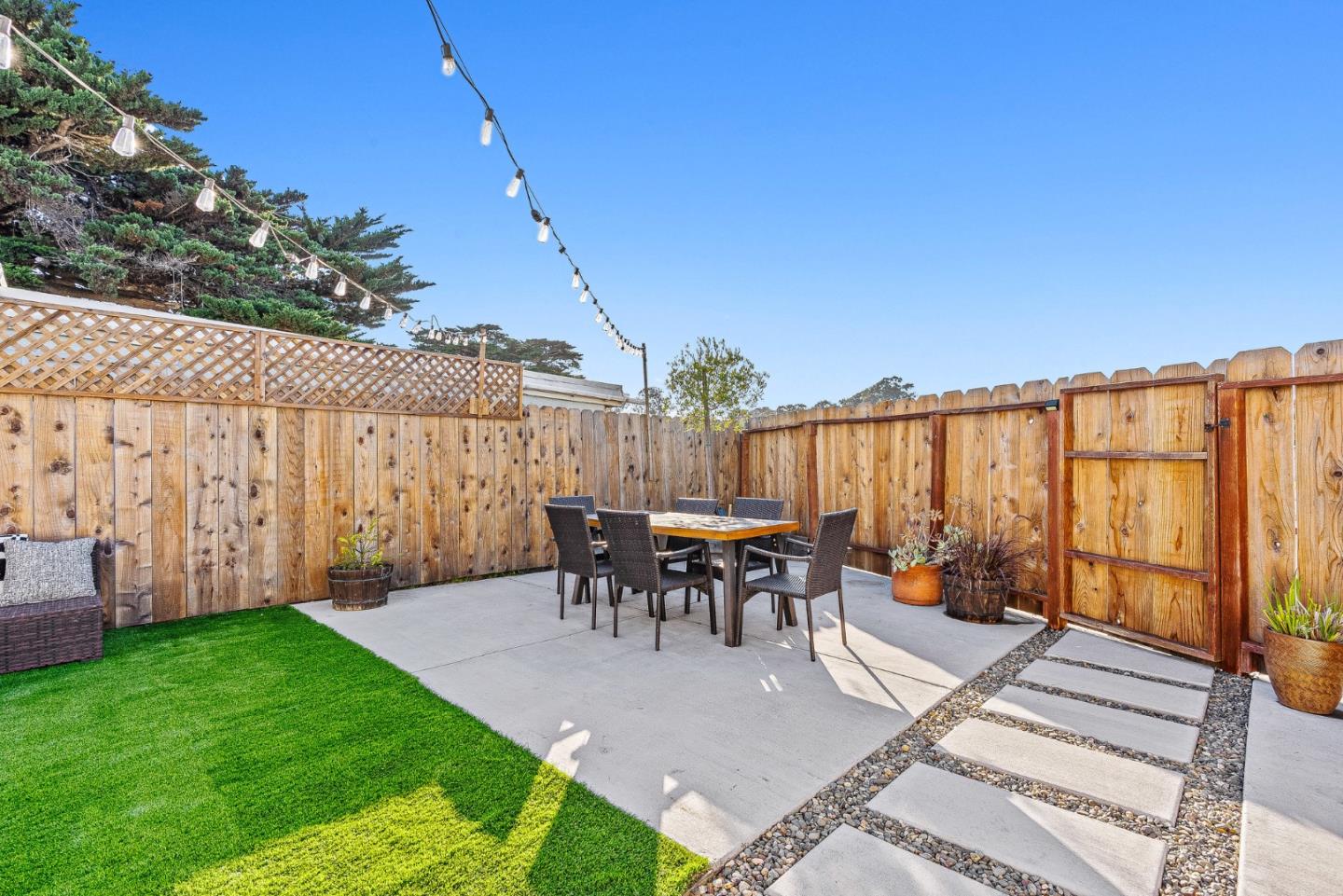 Property photo 25