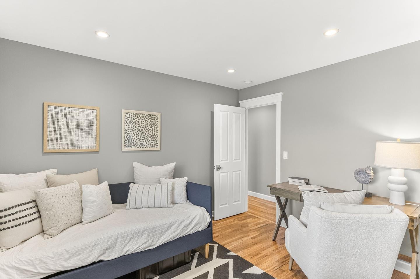 Property photo 43